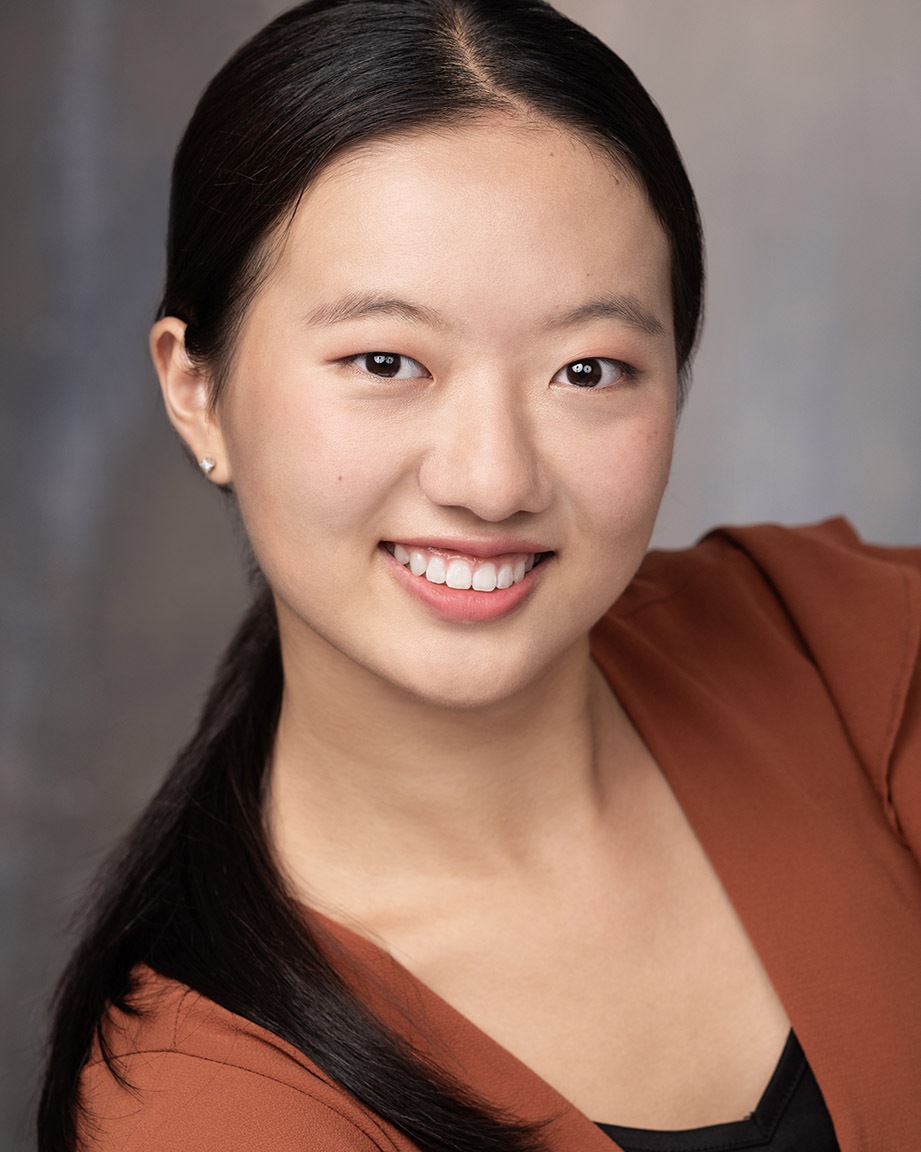 Hawaii Headshots for actors and business professionals on Oahu. High quality headshot photos based in Honolulu by Hawaii Headshot Photos. Hawaii Headshots for actors and business professionals on Oahu. High quality headshot photos based in Honolulu by Hawaii Headshot Photos.