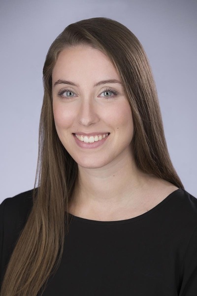 Professional headshots for business and actors in Honolulu. Hawaii Hadshot Photos are Oahu headshot photographers.