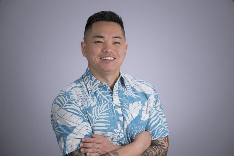 Professional business headshots for lawyers, doctors, healthcare workers, medical professionals, and corporate teams by Hawaii Headshot Photos in Honolulu.