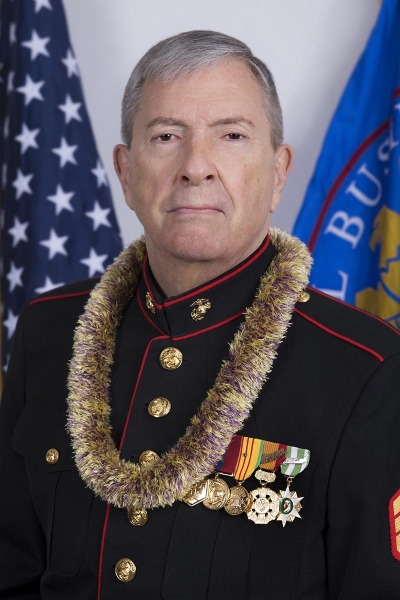 Professional headshots for business, military, healthcare workers, medical professionals, and entertainers by Hawaii Headshot Photos in Honolulu.