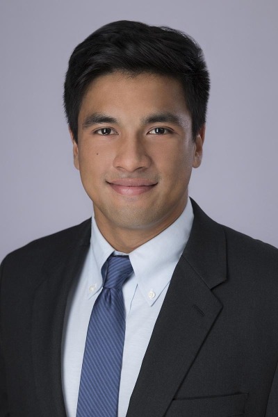 Professional headshots for business, actors, models, healthcare workers, medical professionals, and entertainers by Hawaii Headshot Photos in Honolulu.