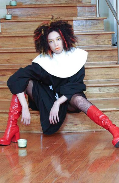 Corporate and creative headshots for business professionals, artists, writers, and creative talents on Oahu by Hawaii Headshot Photos photographers Erica and Ronen.