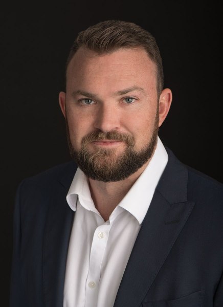 web-business-headshot-honolulu