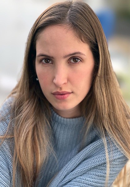 Professional headshots for actors, models, and entertainers by Hawaii Headshot Photos in Honolulu.