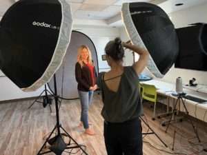 In-Office Headshot Sessions: A Convenient Option for Busy Professionals and Corporate Culture